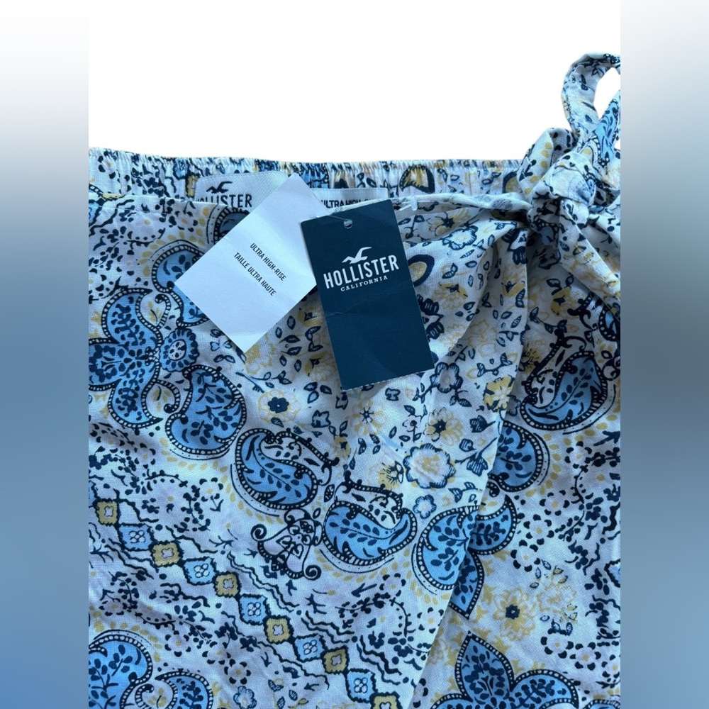 NWT Hollister Paisley Skort - Picture 8 of 8